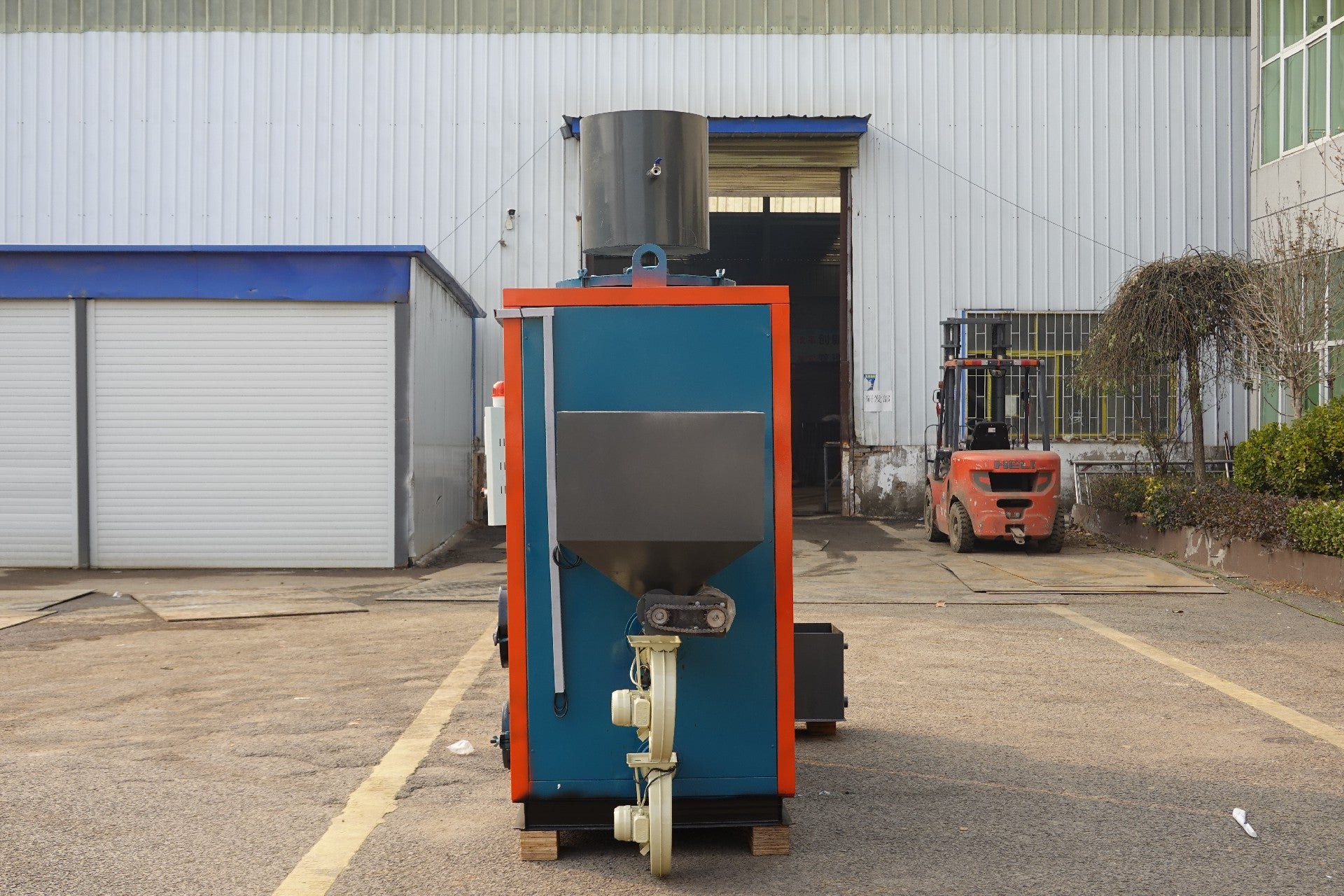 CWHB horizontal biomass hot water boiler